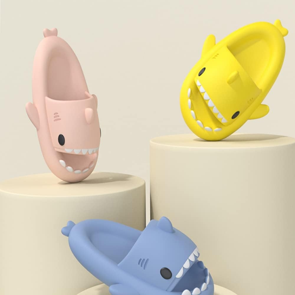 HUAZUMEI Cute Cartoon Shark Slippers,Quick Drying Non-Slip Slodes, Bathroom Slippers Gym Slippers Soft Sole Open Toe House - Image 47