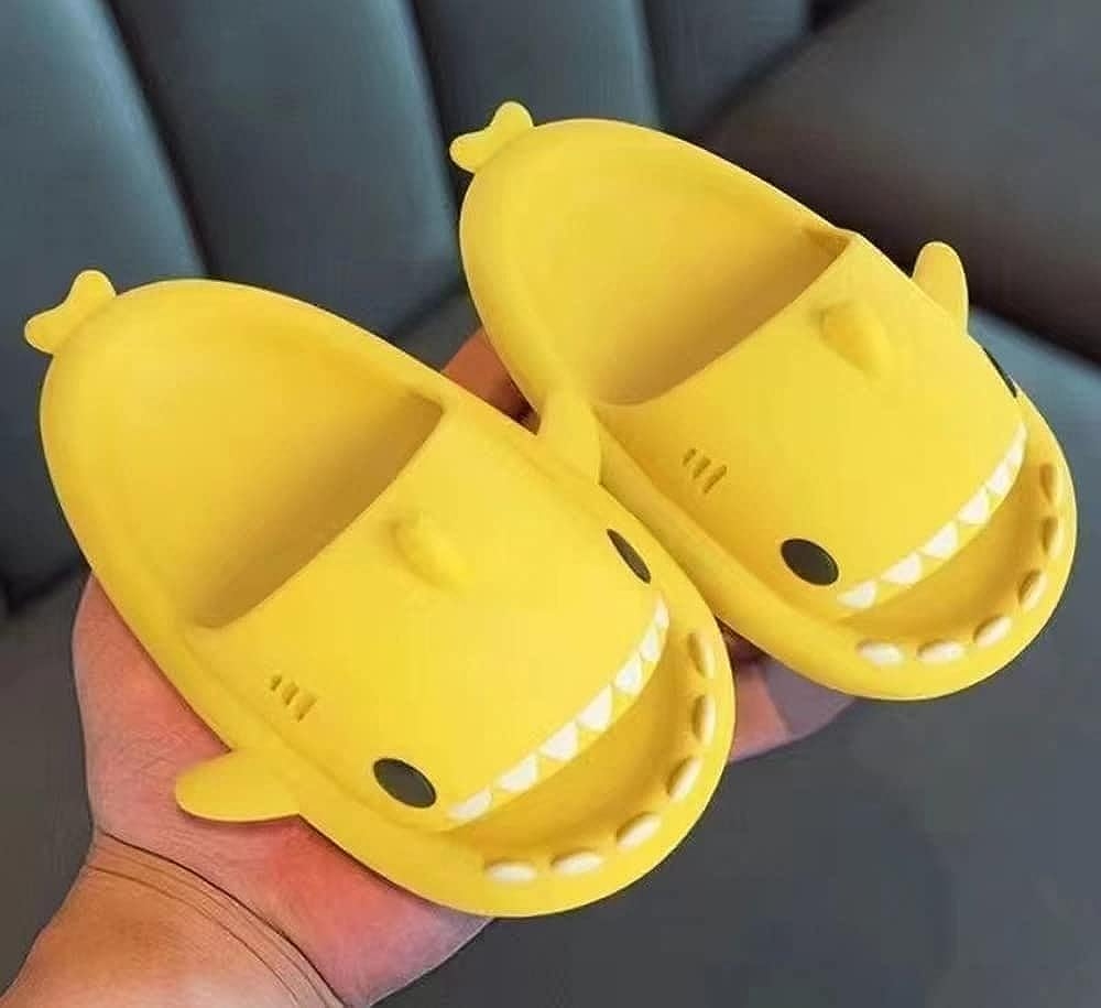 HUAZUMEI Cute Cartoon Shark Slippers,Quick Drying Non-Slip Slodes, Bathroom Slippers Gym Slippers Soft Sole Open Toe House - Image 66